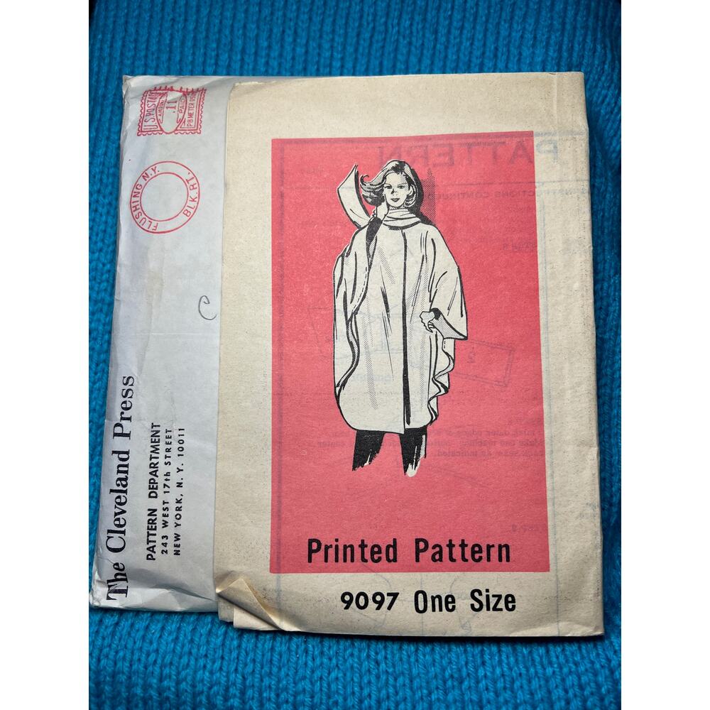 Sewing pattern wrap cape coat 1970s one size